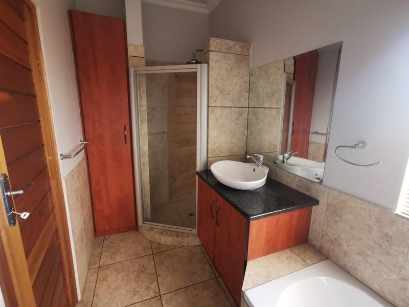 3 Bedroom Property for Sale in Casseldale Gauteng