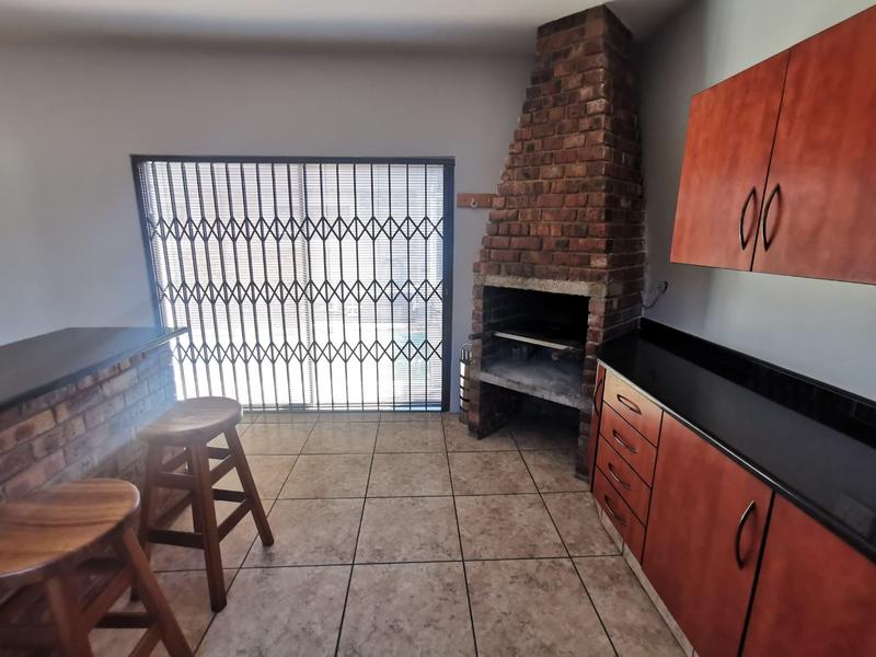 3 Bedroom Property for Sale in Casseldale Gauteng