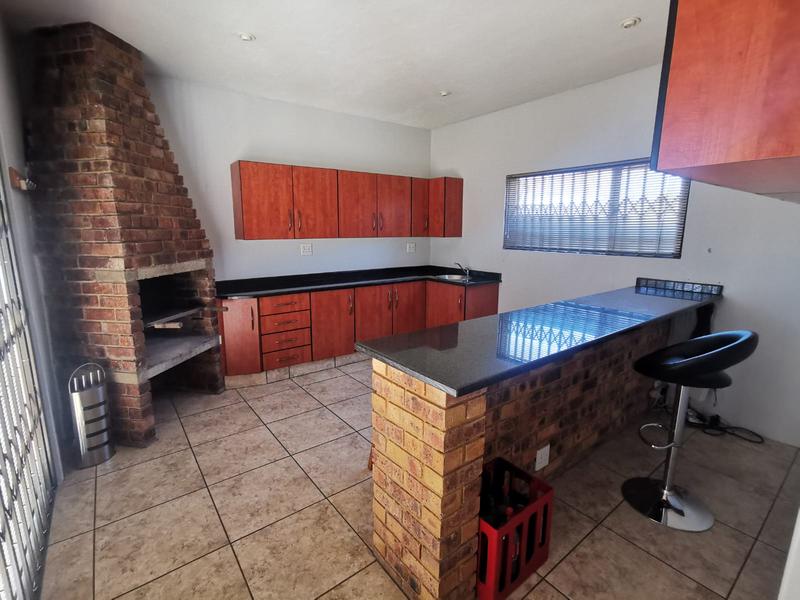 3 Bedroom Property for Sale in Casseldale Gauteng