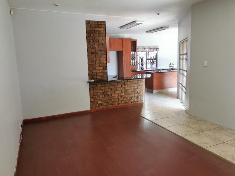 3 Bedroom Property for Sale in Casseldale Gauteng