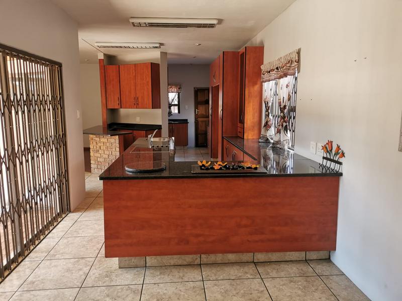 3 Bedroom Property for Sale in Casseldale Gauteng