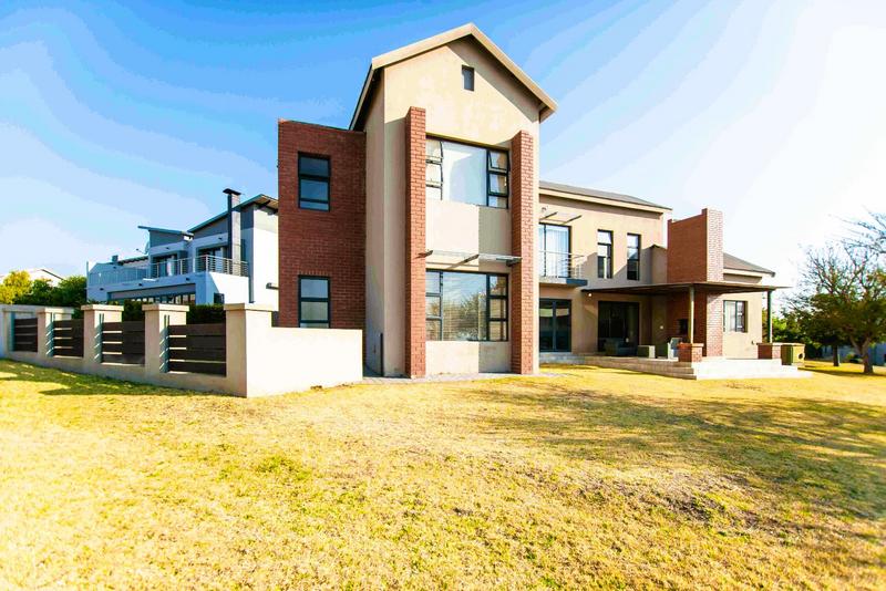 4 Bedroom Property for Sale in Copperleaf Estate Gauteng