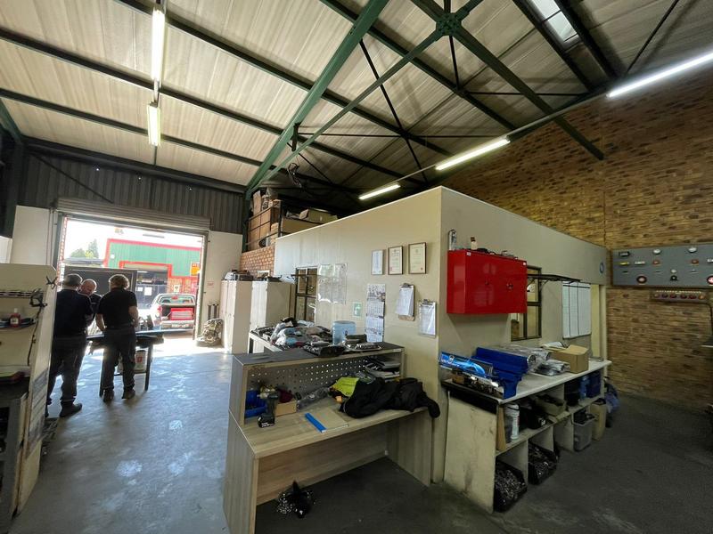 To Let commercial Property for Rent in Hennops Park Industrial Gauteng