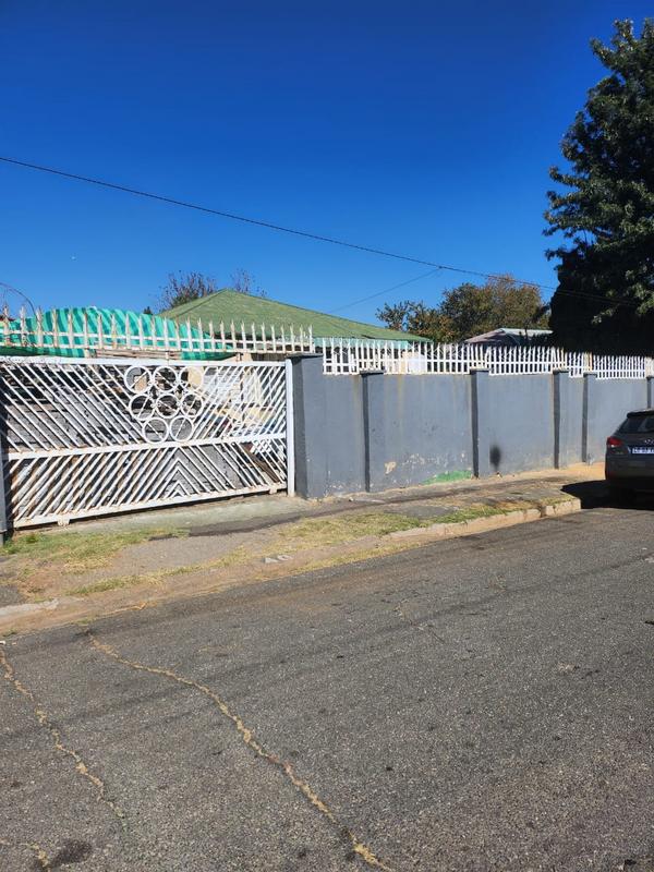 11 Bedroom Property for Sale in Haddon Gauteng