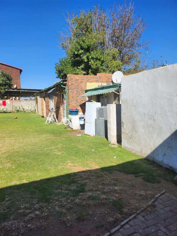 11 Bedroom Property for Sale in Haddon Gauteng