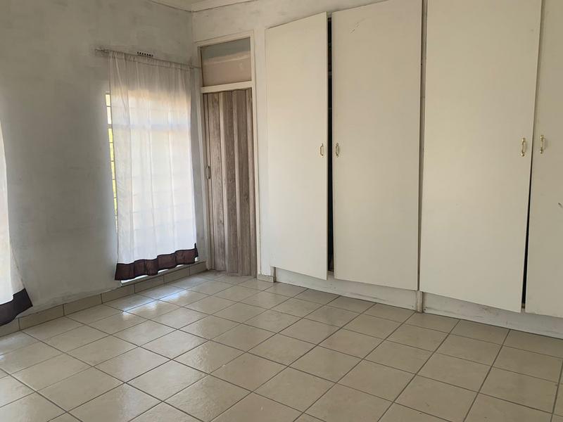 To Let 1 Bedroom Property for Rent in Birchleigh Gauteng