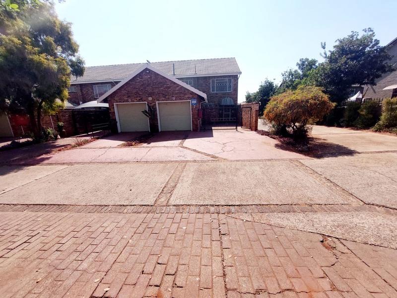 3 Bedroom Property for Sale in Wonderboom Gauteng