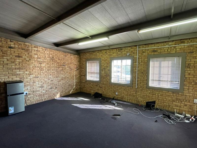 To Let commercial Property for Rent in Hennops Park Industrial Gauteng