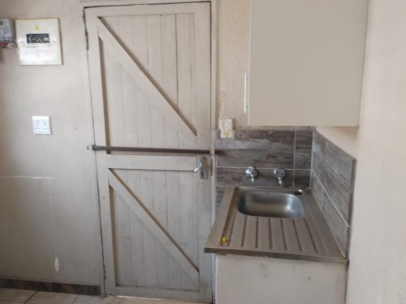 To Let 2 Bedroom Property for Rent in Ebony Park Gauteng