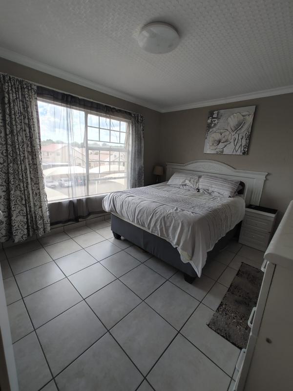 To Let 2 Bedroom Property for Rent in Sonneveld Gauteng