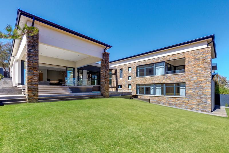 5 Bedroom Property for Sale in Waterfall Country Estate Gauteng