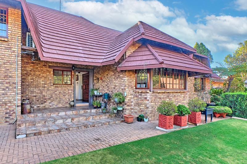 4 Bedroom Property for Sale in Noordheuwel Gauteng