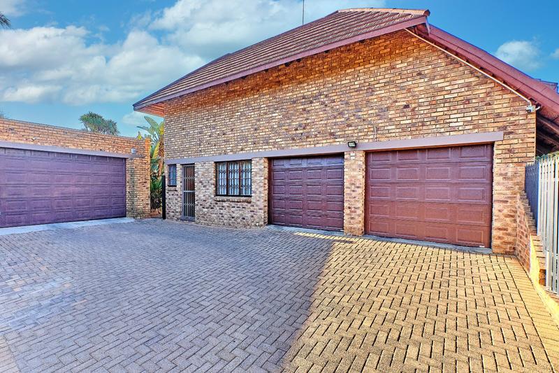 4 Bedroom Property for Sale in Noordheuwel Gauteng