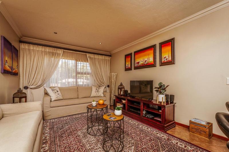 3 Bedroom Property for Sale in Sugar Bush Estate Gauteng