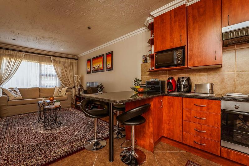 3 Bedroom Property for Sale in Sugar Bush Estate Gauteng