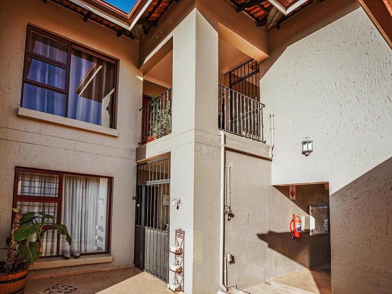 3 Bedroom Property for Sale in Sugar Bush Estate Gauteng