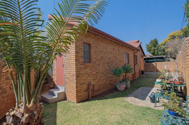 To Let 3 Bedroom Property for Rent in Wierdaglen Estate Gauteng