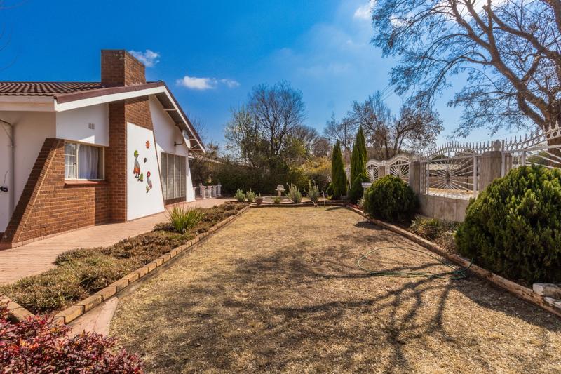 4 Bedroom Property for Sale in Valhalla Gauteng