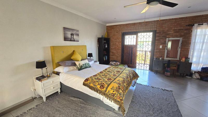 4 Bedroom Property for Sale in Faerie Glen Gauteng