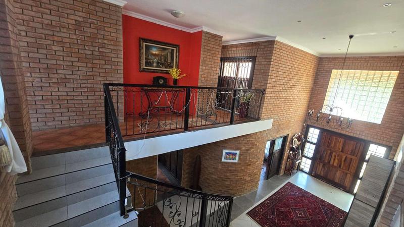 4 Bedroom Property for Sale in Faerie Glen Gauteng