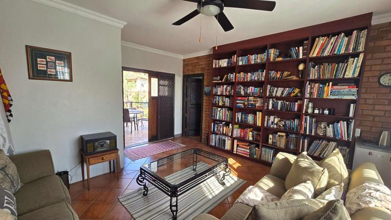 4 Bedroom Property for Sale in Faerie Glen Gauteng