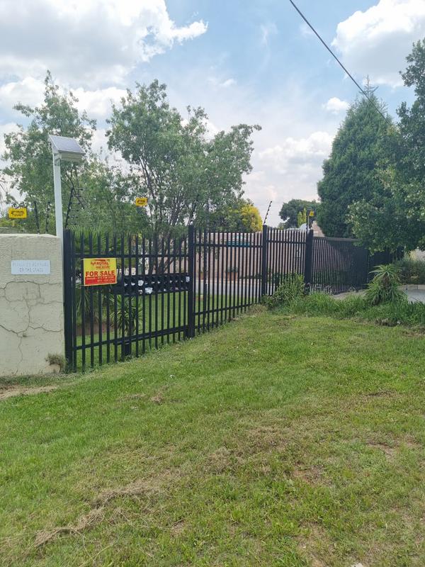 4 Bedroom Property for Sale in Lonehill Gauteng