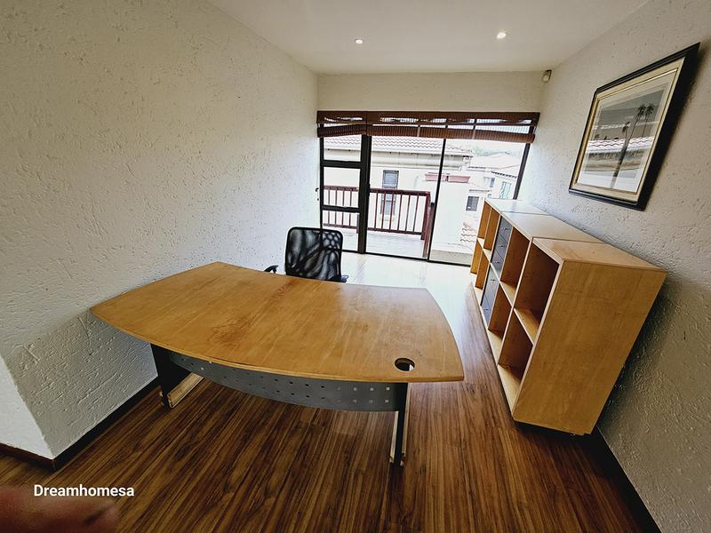 To Let 4 Bedroom Property for Rent in Strathavon Gauteng