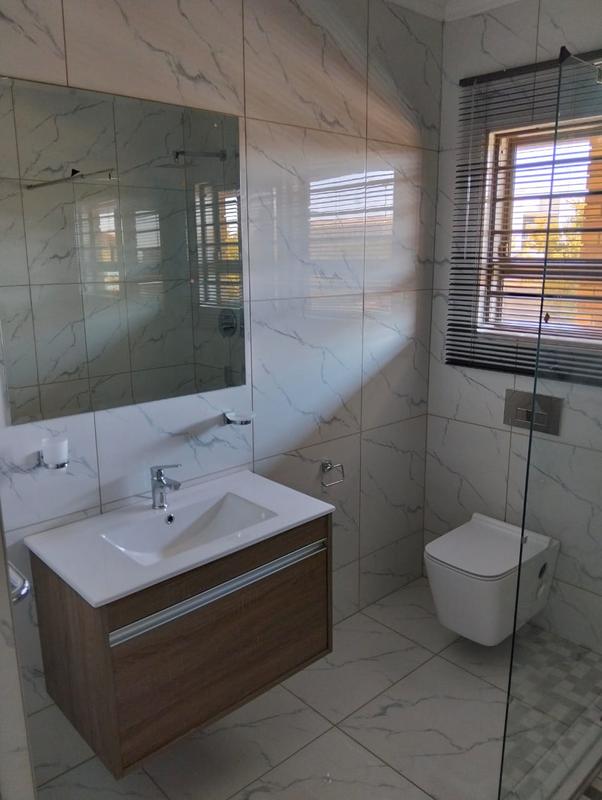 To Let 3 Bedroom Property for Rent in Lenasia Ext 9 Gauteng