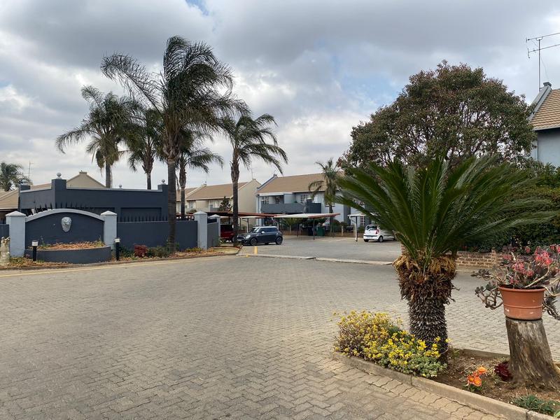 2 Bedroom Property for Sale in Bartlett Gauteng