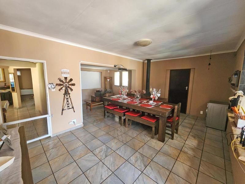 4 Bedroom Property for Sale in Pierre Van Ryneveld Gauteng