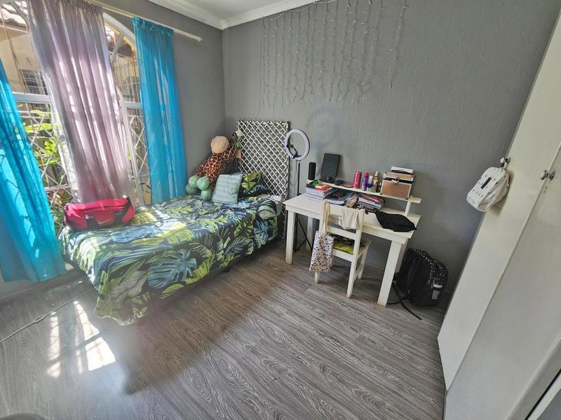 4 Bedroom Property for Sale in Pierre Van Ryneveld Gauteng