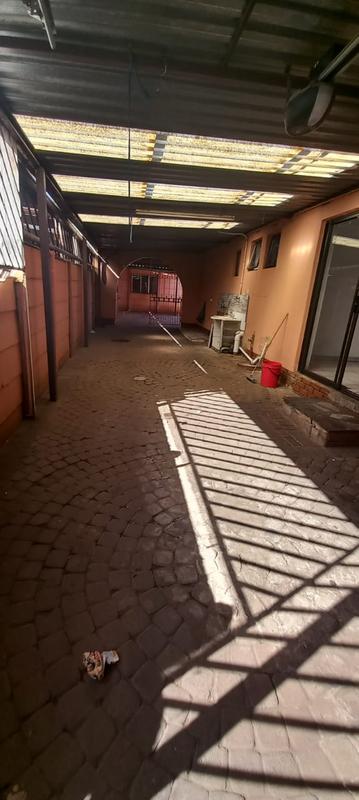 3 Bedroom Property for Sale in Lenasia Ext 2 Gauteng