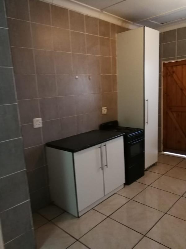 To Let 2 Bedroom Property for Rent in Mantevrede Gauteng