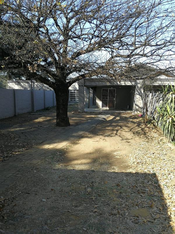 To Let 2 Bedroom Property for Rent in Mantevrede Gauteng