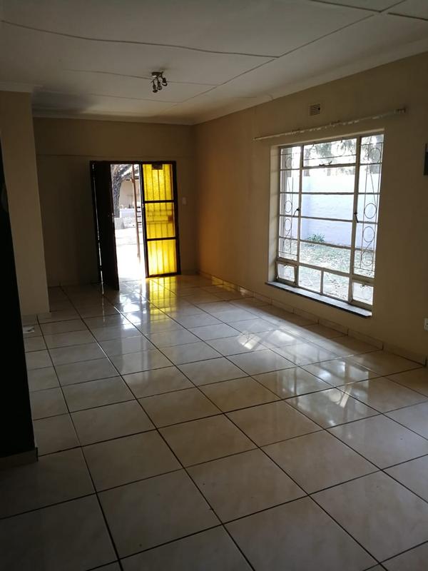 To Let 2 Bedroom Property for Rent in Mantevrede Gauteng