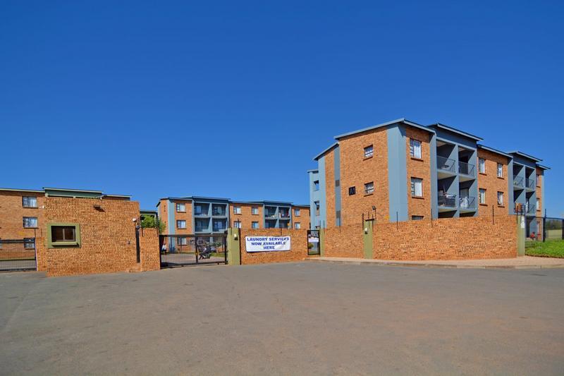 To Let 2 Bedroom Property for Rent in Groblerpark Gauteng