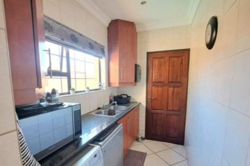 3 Bedroom Property for Sale in New Redruth Gauteng