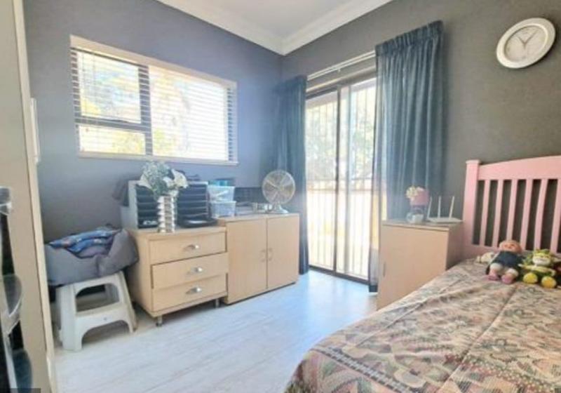 3 Bedroom Property for Sale in New Redruth Gauteng