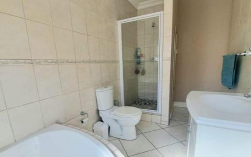 3 Bedroom Property for Sale in New Redruth Gauteng