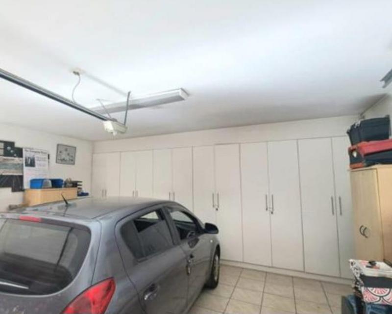 3 Bedroom Property for Sale in New Redruth Gauteng