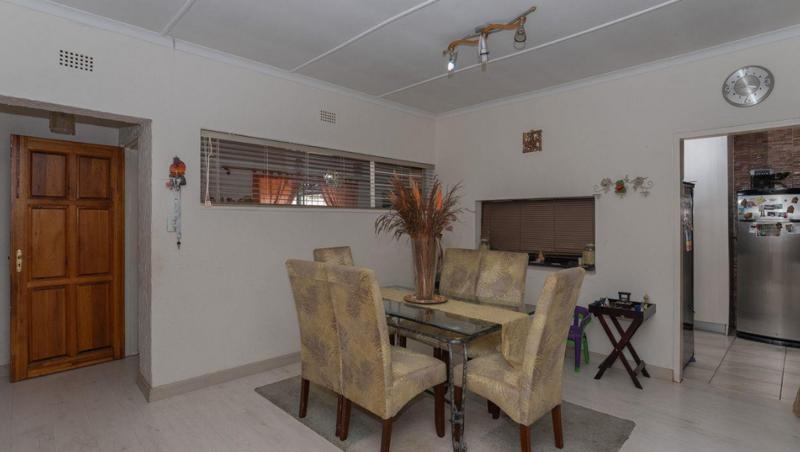 4 Bedroom Property for Sale in Illiondale Gauteng