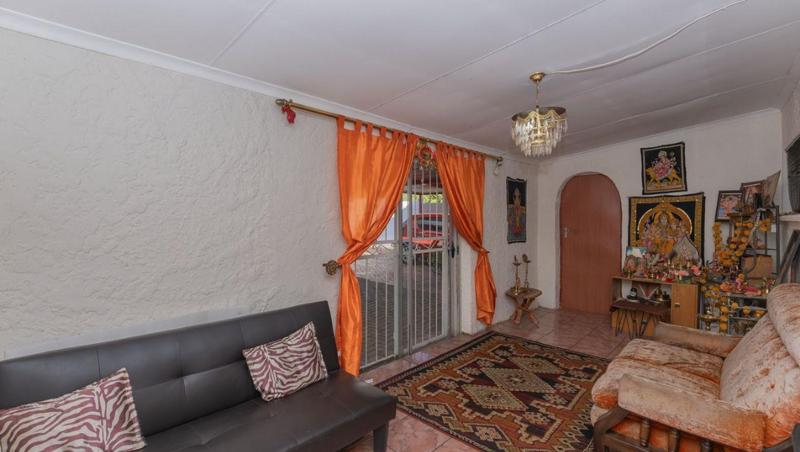 4 Bedroom Property for Sale in Illiondale Gauteng