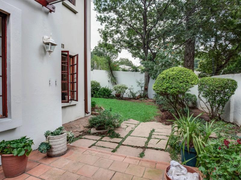 3 Bedroom Property for Sale in Bryanston Gauteng