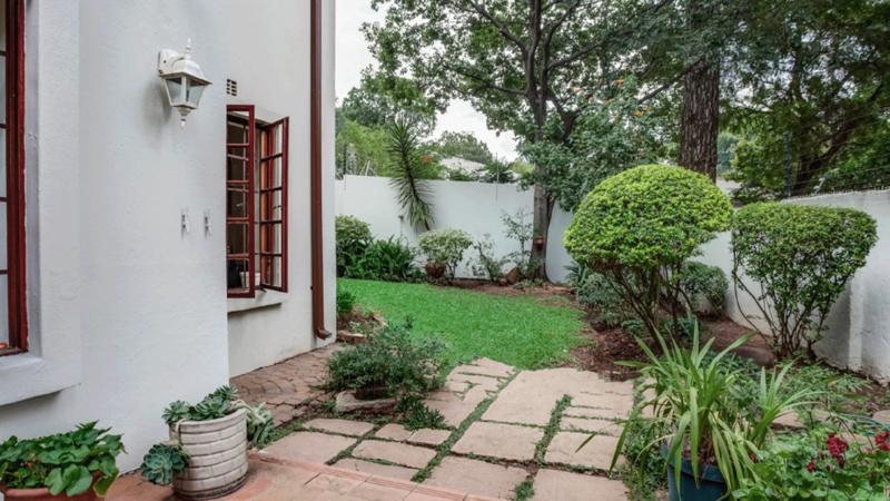 3 Bedroom Property for Sale in Bryanston Gauteng