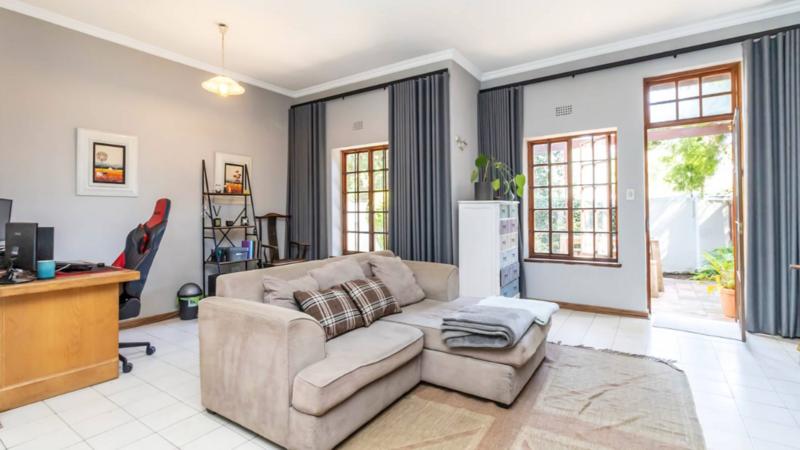 3 Bedroom Property for Sale in Bryanston Gauteng