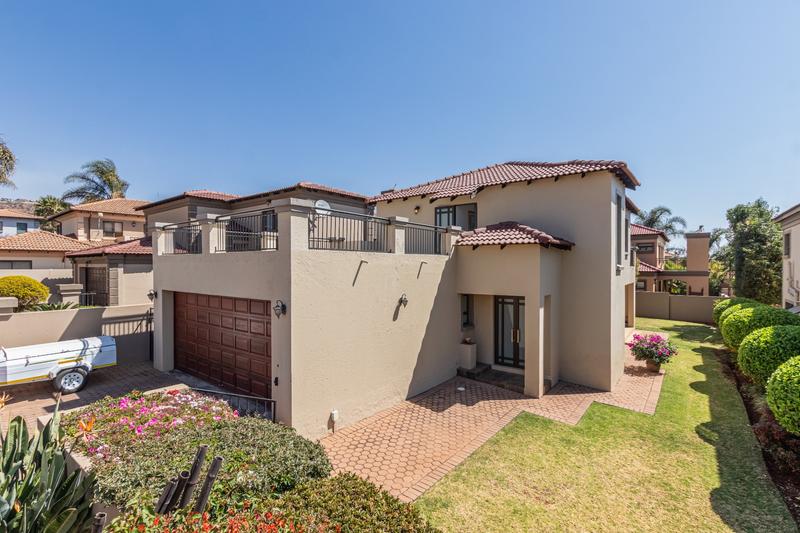 3 Bedroom Property for Sale in Ruimsig Gauteng