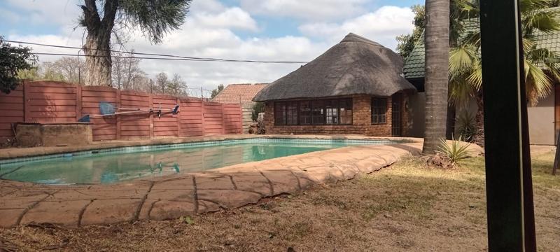 3 Bedroom Property for Sale in Birch Acres Gauteng