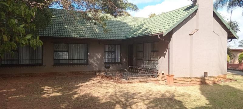 4 Bedroom Property for Sale in Birch Acres Gauteng