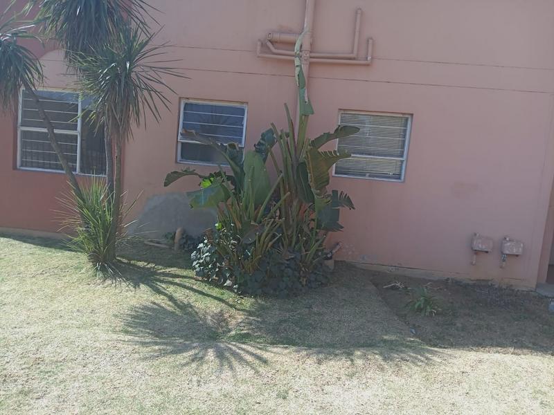 2 Bedroom Property for Sale in Germiston Central Gauteng