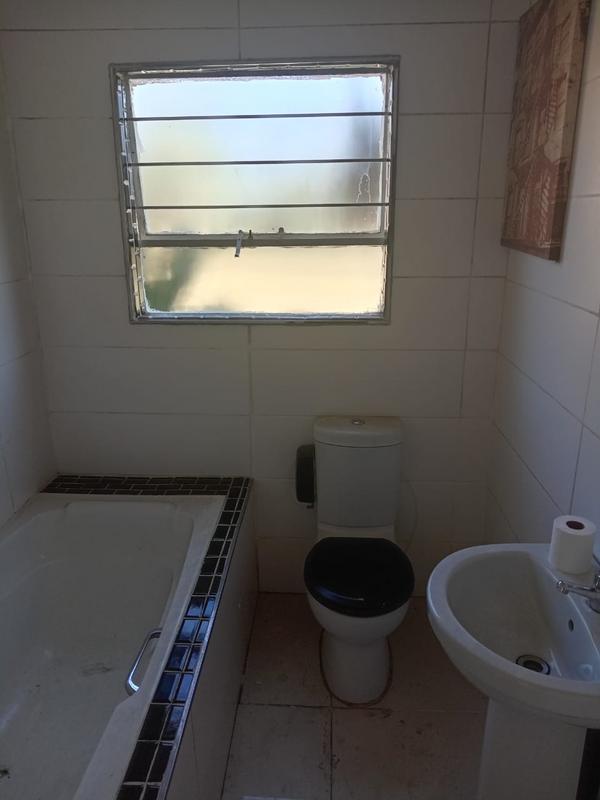 2 Bedroom Property for Sale in Germiston Central Gauteng